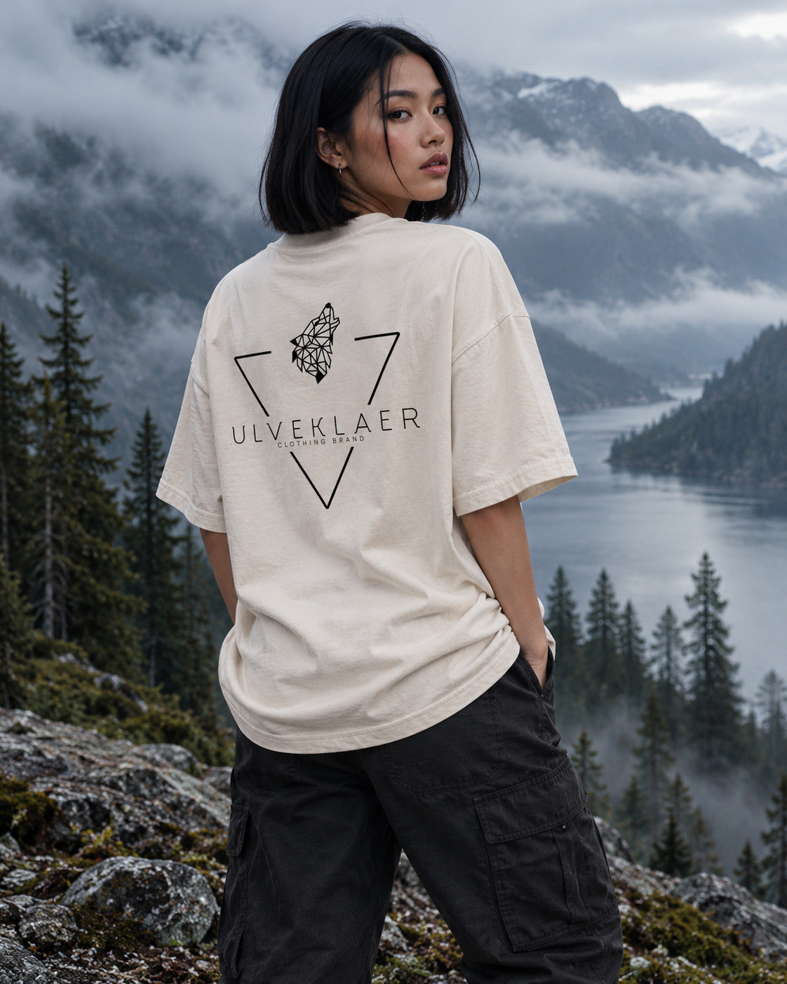 ULVEKLAER Faded Bone Oversized Tee — nordic